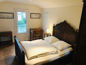4 Schlafzimmer, Bügeleisen/Bügelbrett, kostenloses WLAN, Bettwäsche