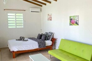 2 chambres, bureau, fer et planche à repasser, Wi-Fi gratuit