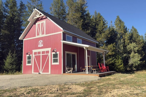 Exterior - Hog Haven - a North Idaho Getaway (Sagle)