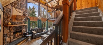 Northern Light Lodge