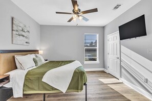 1 habitación, tabla de planchar con plancha, wifi y ropa de cama 