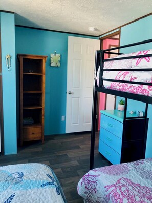 2 chambres, Wi-Fi gratuit, draps fournis