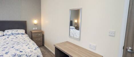 2 ห้องนอน, ห้องพักตกแต่งอย่างมีเอกลักษณ์, ตกแต่งพิเศษโดยเฉพาะ, Wi-Fi ฟรี