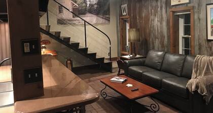 Unique!!! Train Caboose with Station House in Sheffield. Family Friendly!