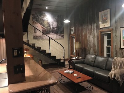 Unique!!! Train Caboose with Station House in Sheffield. Family Friendly!