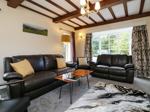 Living area - Barton Lodge (Minehead)