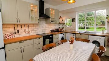 Fridge, microwave, dishwasher, toaster
