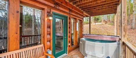 Bain à remous extérieur