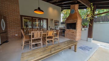Casa, para fumantes | 3 quartos