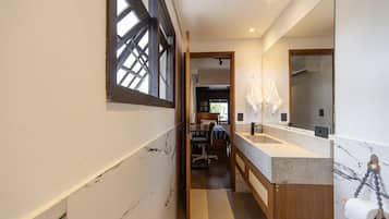 Casa, para fumantes | 3 quartos