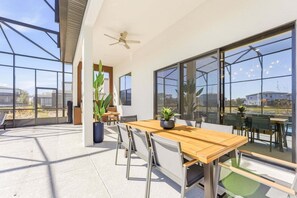 Dining - Paradiso's Luxurious New Home w 15 Ensuites (Orlando)