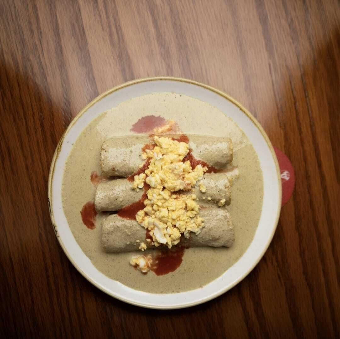 朝食