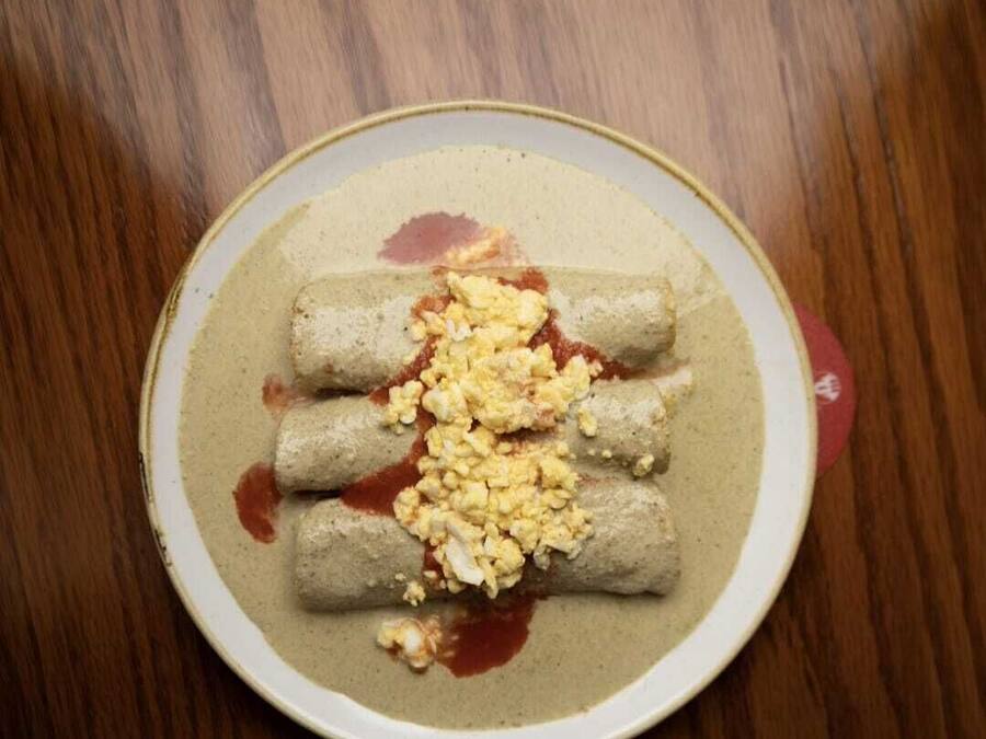 朝食