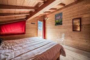 WiFi, bed sheets