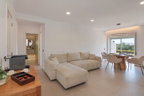 Living area - Apartment in Albufeira with pool (Albufeira)