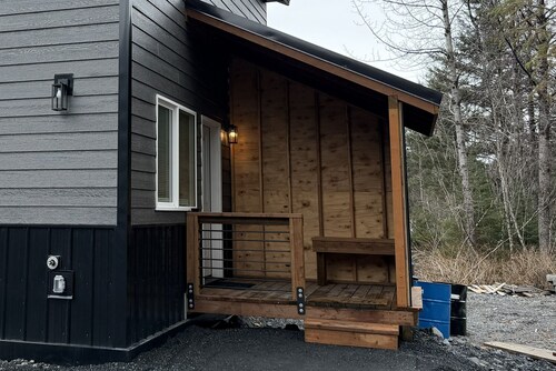 Seward Mountain View Cabins #6