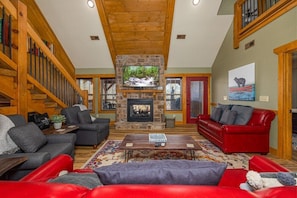 Smart TV, fireplace, DVD player - Luna Bear Lodge – Luxury 4BR Chalet w/ Indoor Pool, Game Room & King Suites (Gatlinburg)