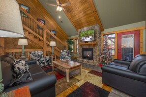 Smart TV, chimenea y reproductor de DVD 