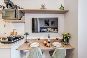 Dining - Cozy studio near Congonhas Airport. (São Paulo)