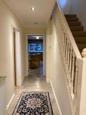 Interior - Uphill Lincoln Home, Near Cathedral and Castle (Lincoln)