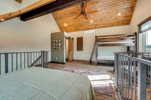 1 habitación, escritorio, internet y ropa de cama 