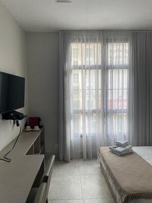 1 bedroom, iron/ironing board, Internet, bed sheets - Historic center of Sao Paulo, 3 minutes from the Estaçao da Luz, access to the airport. (São Paulo)