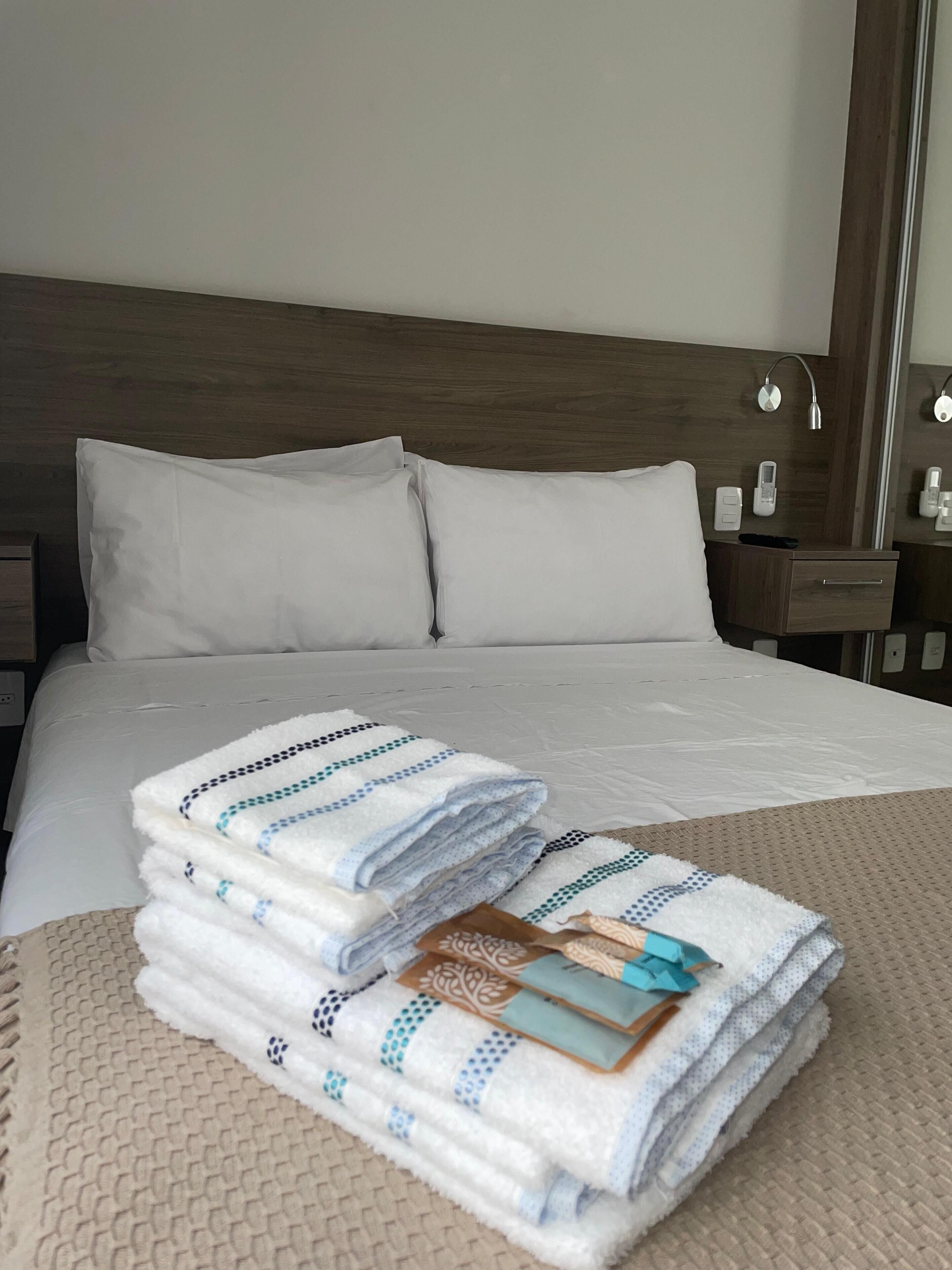 1 bedroom, iron/ironing board, internet, bed sheets