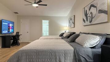 4 chambres, fer et planche à repasser, Wi-Fi gratuit, draps fournis