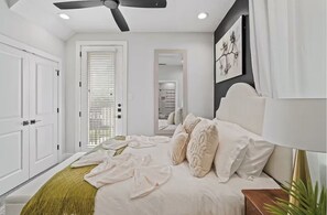 3 bedrooms, iron/ironing board, free WiFi, bed sheets