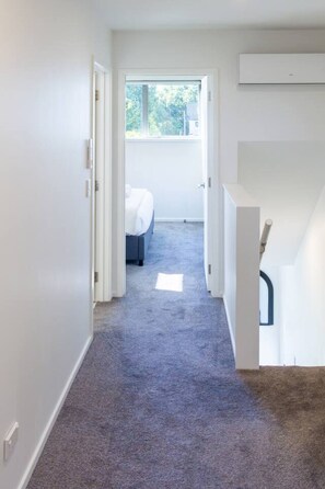 Interior - Walk to Hagley Park | EV Charger | 3 Bed 3 Bath (Christchurch)