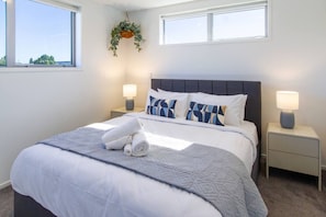 Iron/ironing board, travel cot, WiFi, bed sheets