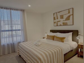 Iron/ironing board, travel crib, WiFi, bed sheets