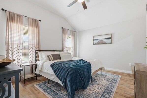 3 bedrooms, iron/ironing board, travel cot, free WiFi