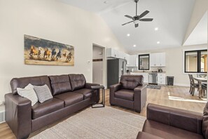 Imagen sin descripción, 2 de 13, botón