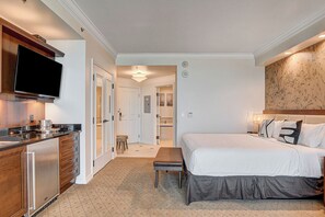 Suite monolocale Elite | Con stile personalizzato, con arredamento individuale, una scrivania