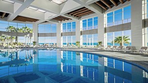 Pool - Encanto 703 Oceanfront Retreat 3 Bedroom unit (Puerto Peñasco)