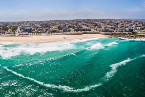 Beach - Maroubra GETAWAY - perfect for a large Family (Maroubra)
