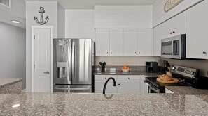 Apartment (3 Bedrooms) | Interior - Emerald Horizon by Avantstay Beachfront Condo + Resort Pool + Gulf Balcony Views + Near Pier Park & Dining (Panama City Beach)