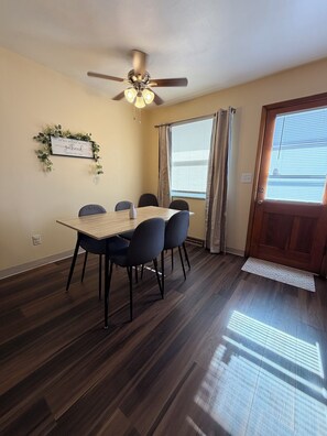 Dining - North Columbus home (Columbus)