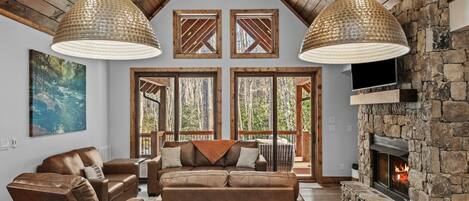 Smart TV, fireplace, table football, ping pong