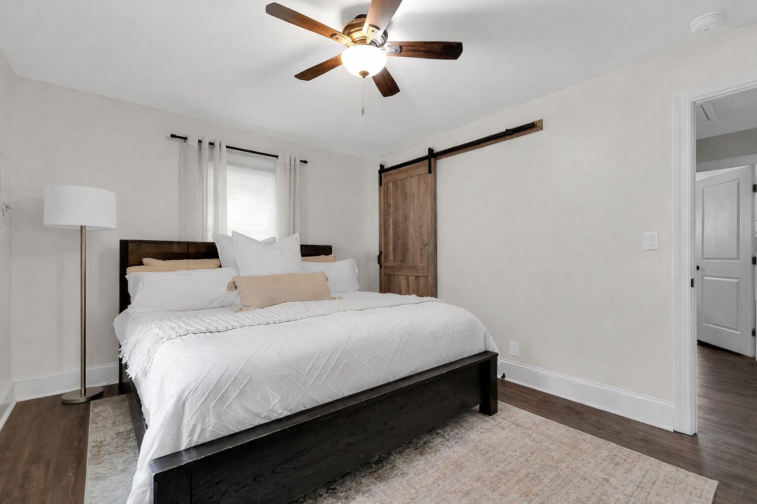 2 habitaciones, wifi gratis y ropa de cama 