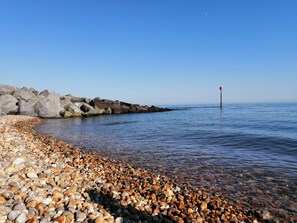 Beach - Fabulous Home in Folkestone (3 bedrooms) (Folkestone)