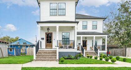 Charming Creole Cottage | 5 Min to FQ