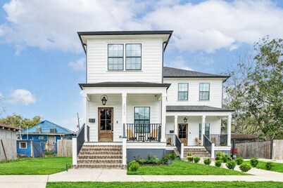 Charming Creole Cottage | 5 Min to FQ