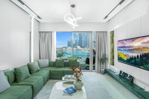 Smart TV, videojuegos y libros 