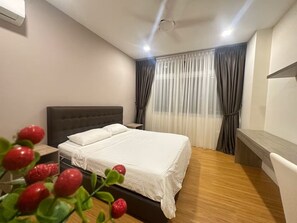 1 bedroom, travel cot, WiFi, bed sheets - Kuching Cozy Home @ Riverine Diamond (Kuching)