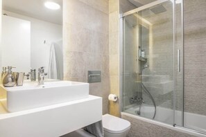 Hair dryer, towels - Exquisite home walking to the beach. (Mijas)