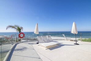 Terrace/patio - Exquisite home walking to the beach. (Mijas)