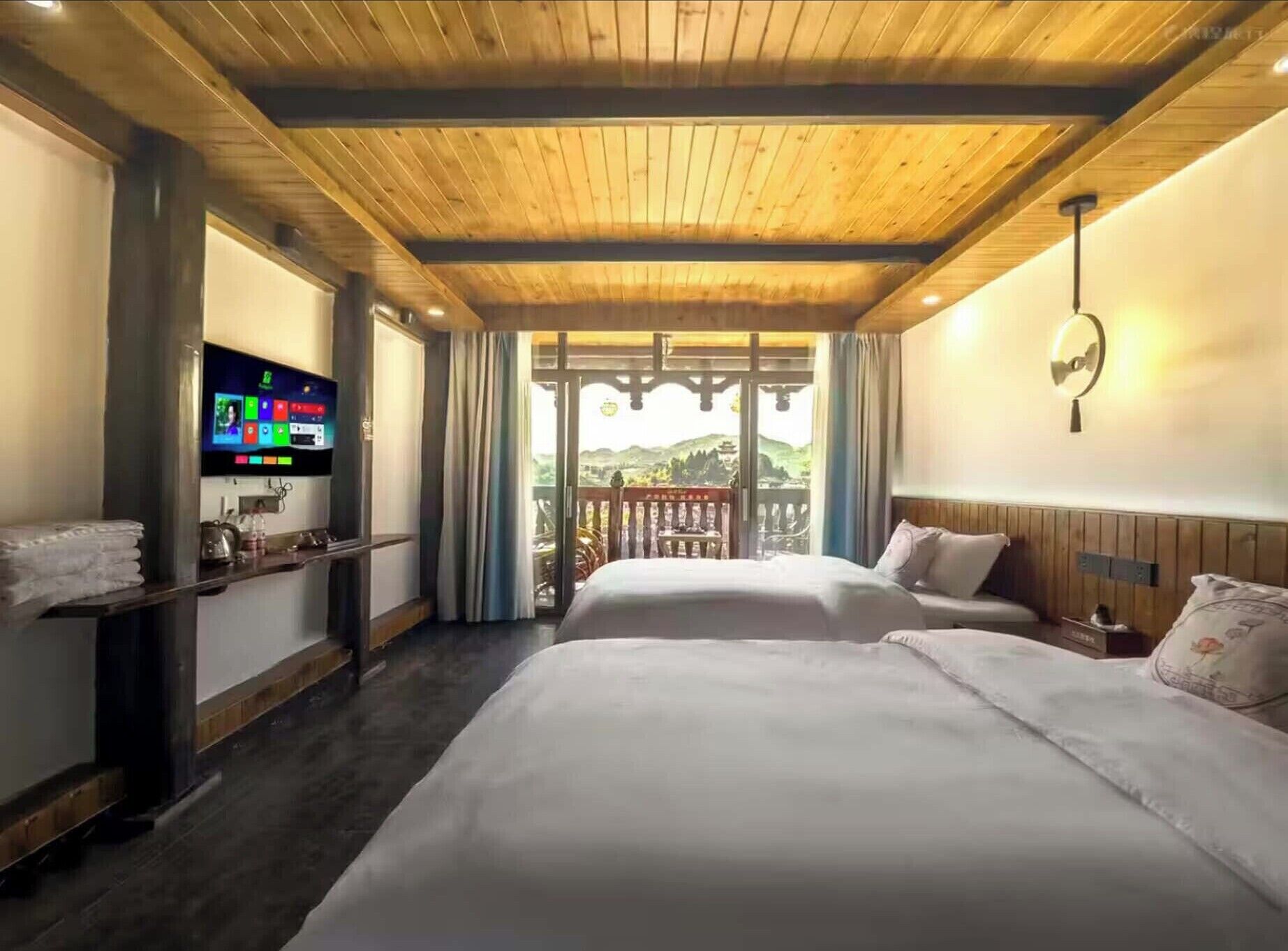 Luxury Twin Room | Blackout drapes, soundproofing, free WiFi, bed sheets