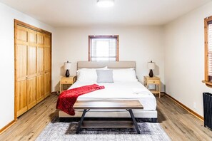 Desk, iron/ironing board, travel crib, WiFi